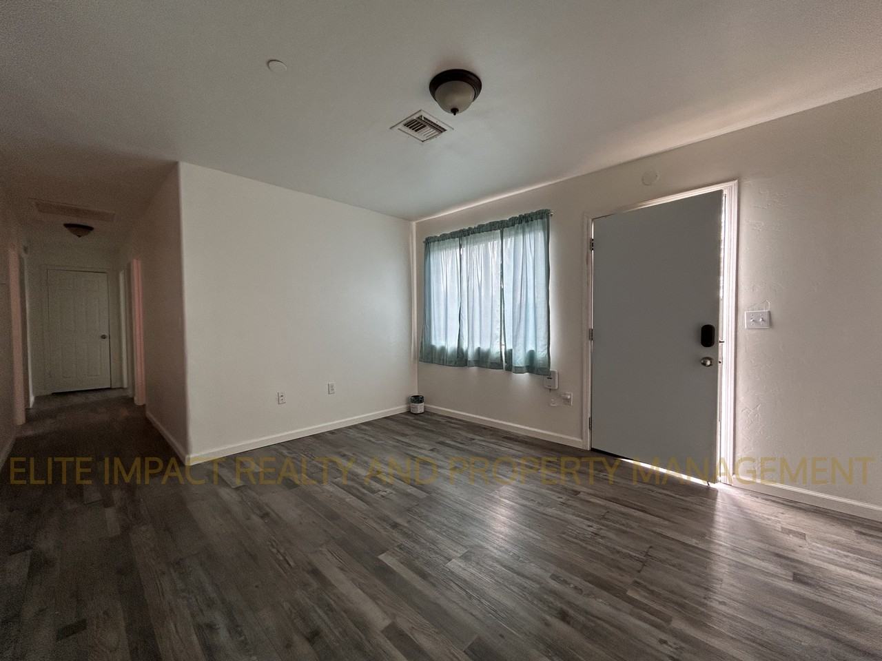 1462 W Saint Marys Rd #2 - Photo 4 of 25