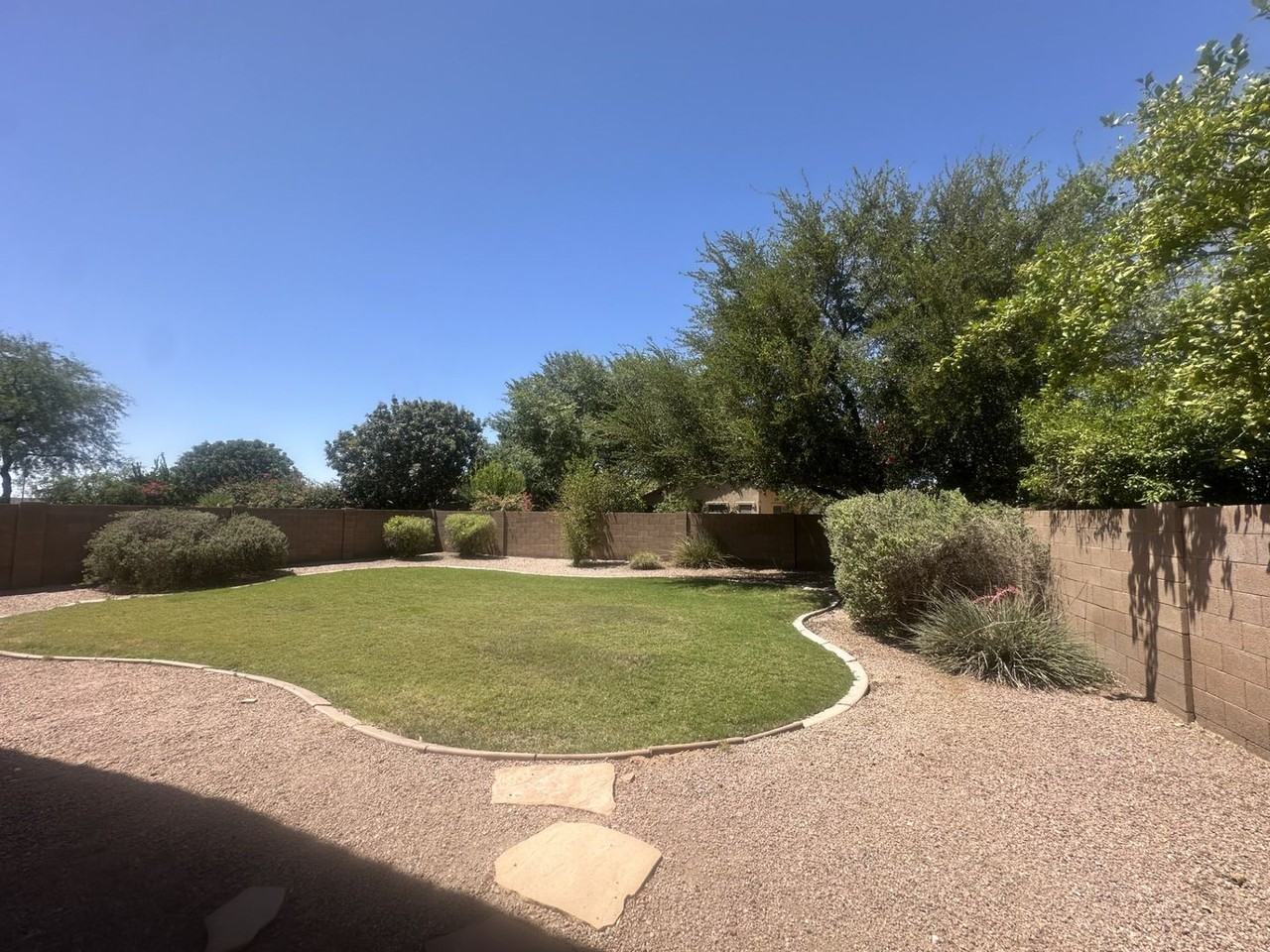 3032 E Bluebird Pl - Photo 3 of 40