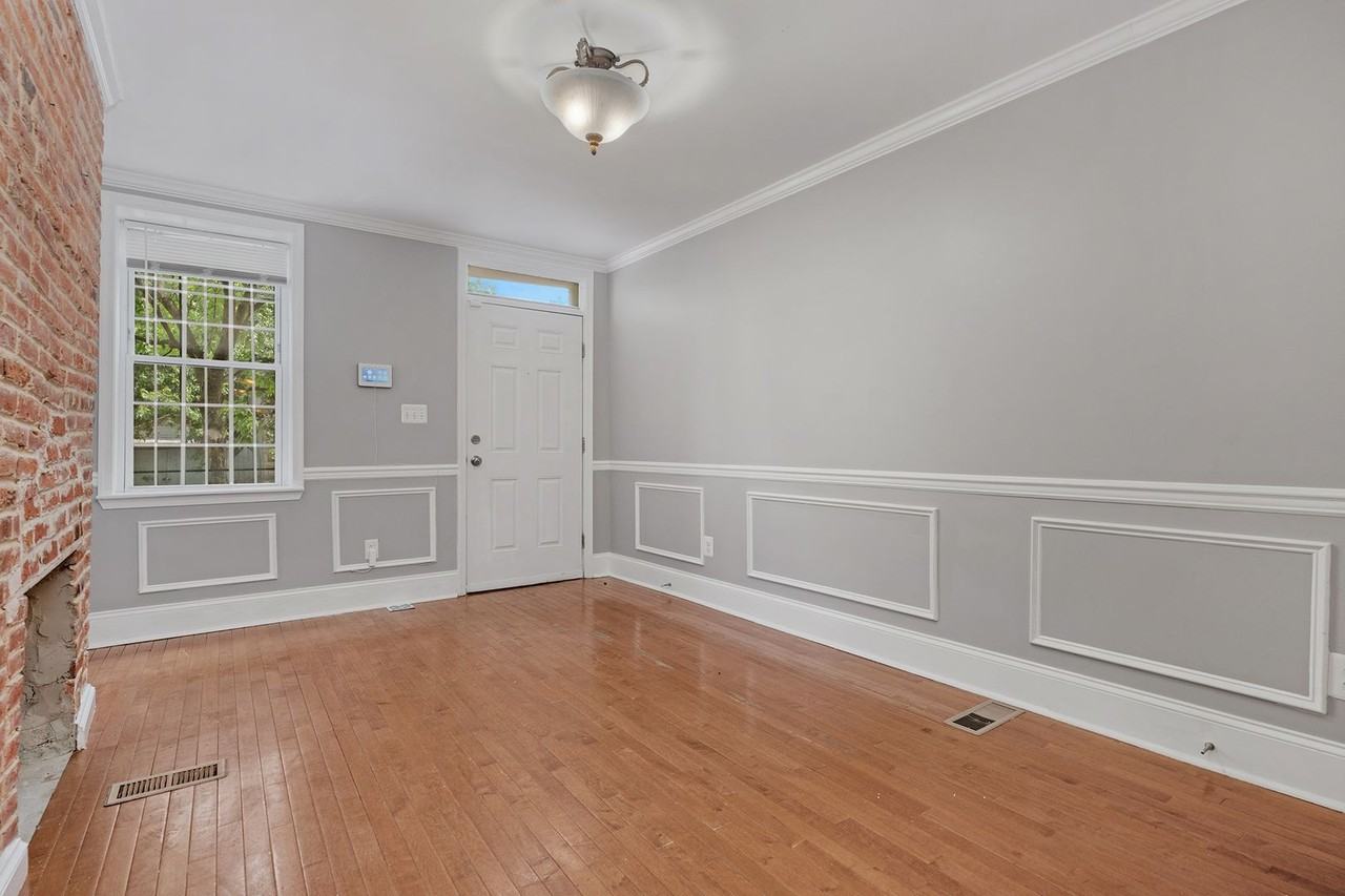 104 S Carrollton Ave - Photo 5 of 25