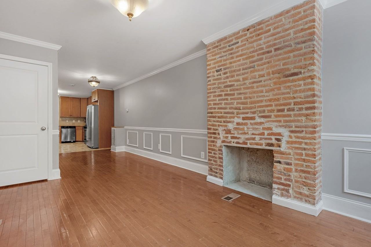 104 S Carrollton Ave - Photo 6 of 25