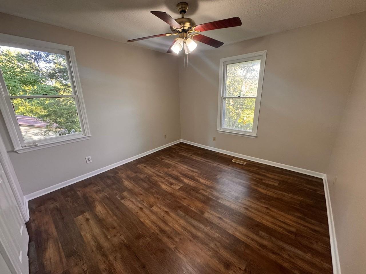 375 Buck Island Dr - Photo 5 of 11