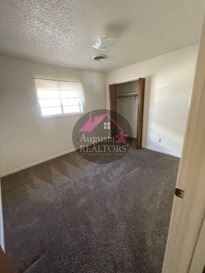 2850 Buffalo Gap Rd - Photo 2 of 9