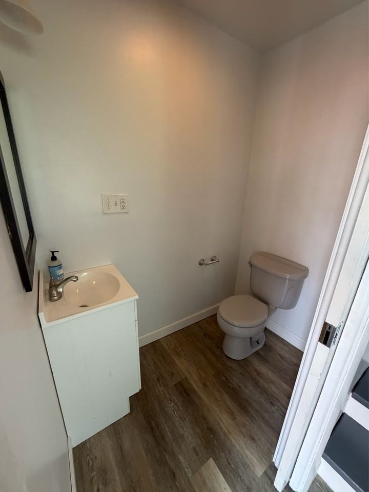3423 Ellwood Rd #1 - Photo 6 of 16