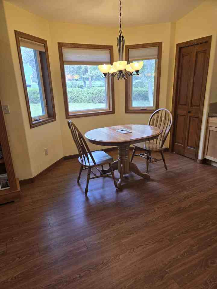 1251 Kinnikinnick Ct #1 - Photo 4 of 13