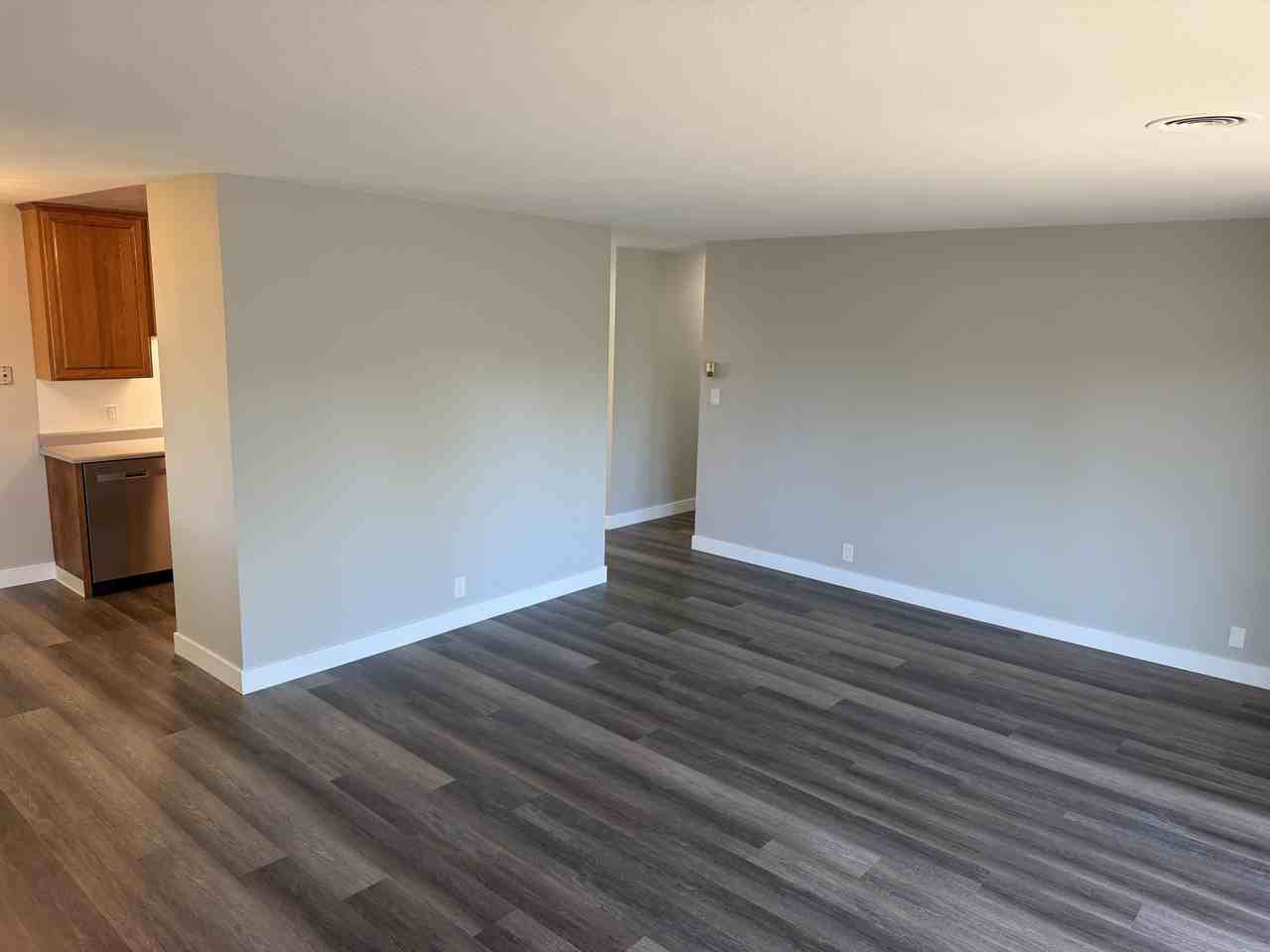 32 Circle Drive - A #A - Photo 5 of 20