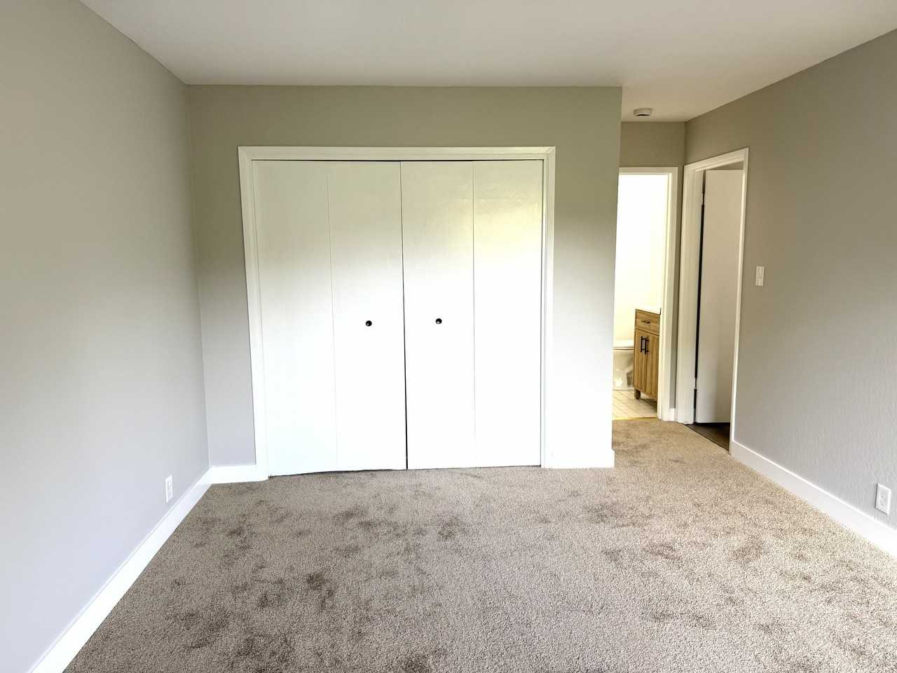 32 Circle Drive - A #A - Photo 7 of 20