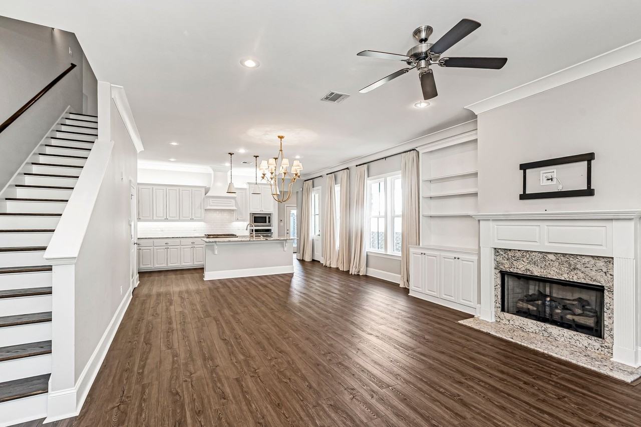 2018 Glasgow Ave - Photo 6 of 23