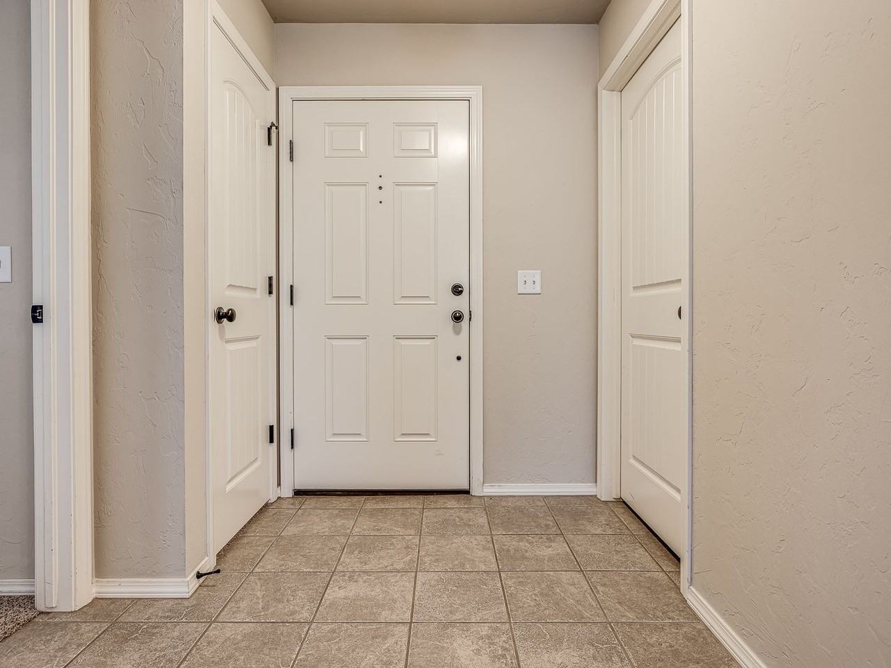 2717 Nw 186th St - Photo 5 of 23
