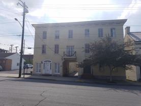 123 W Burke St - Photo 1 of 1