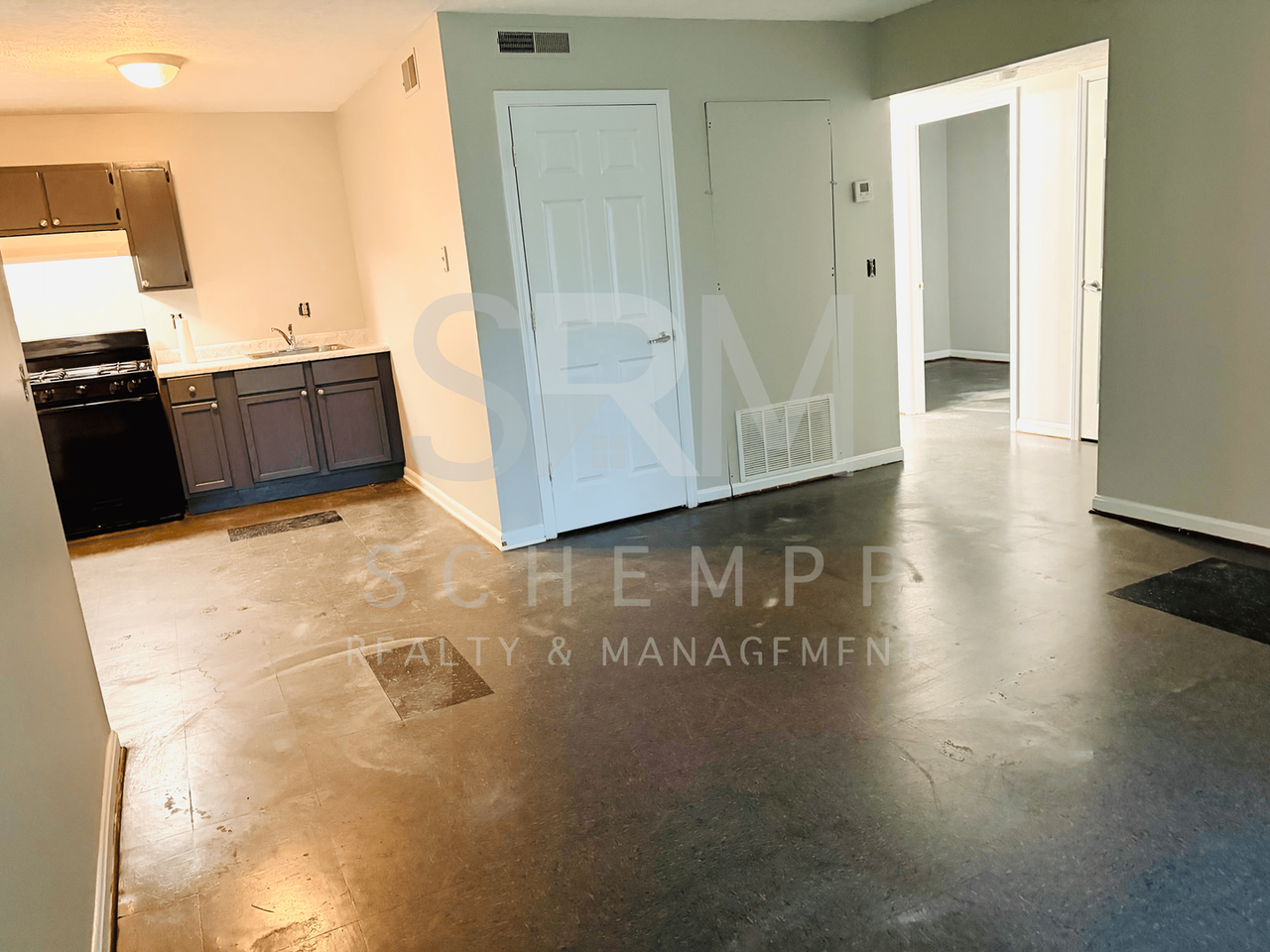 2433 Slevin St #2 - Photo 3 of 7