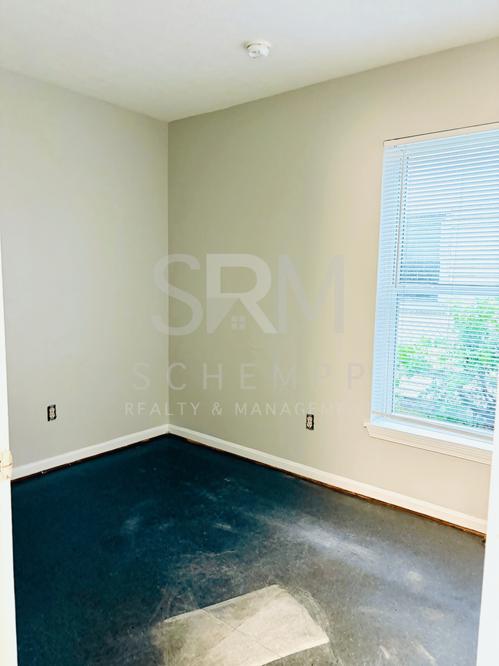 2433 Slevin St #2 - Photo 5 of 7