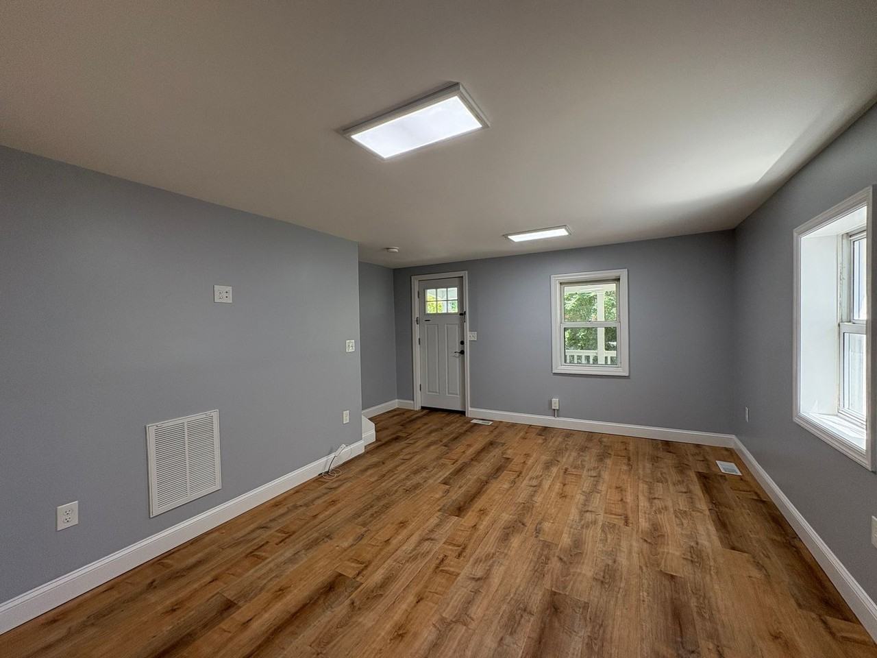213 De Witt Ave - Photo 5 of 41