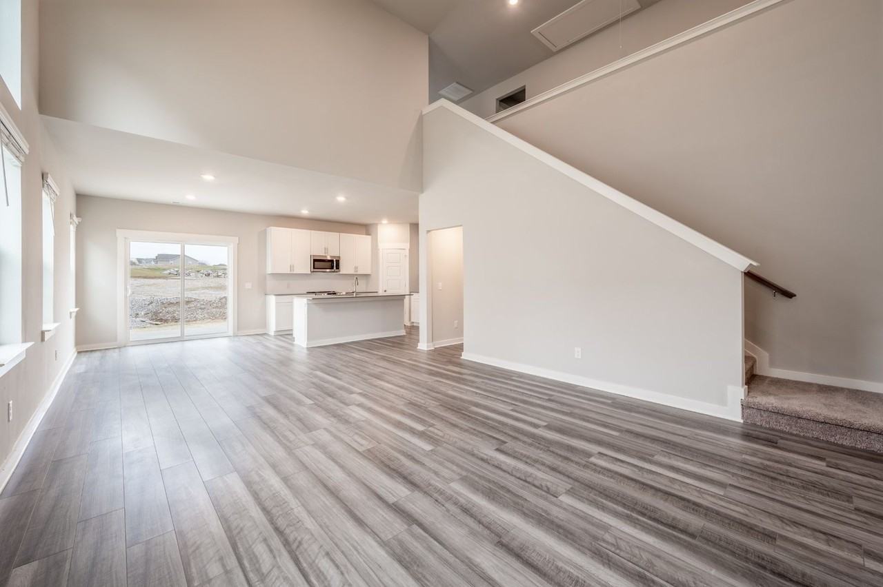 293 Casper Dr - Photo 6 of 31
