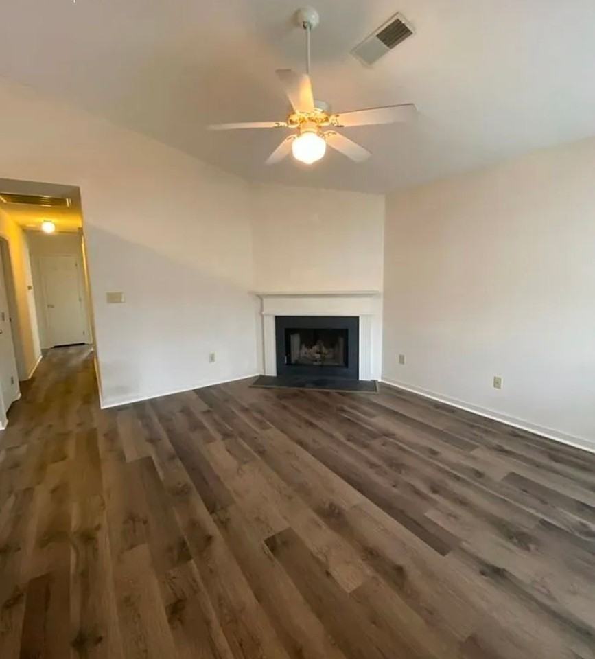 2080 Call Dr - Photo 2 of 14