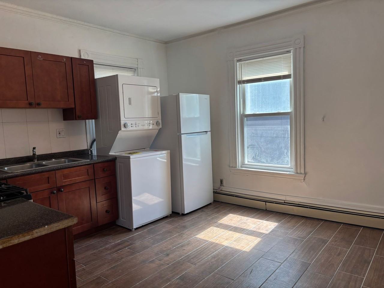 17 Armington St - Photo 3 of 13