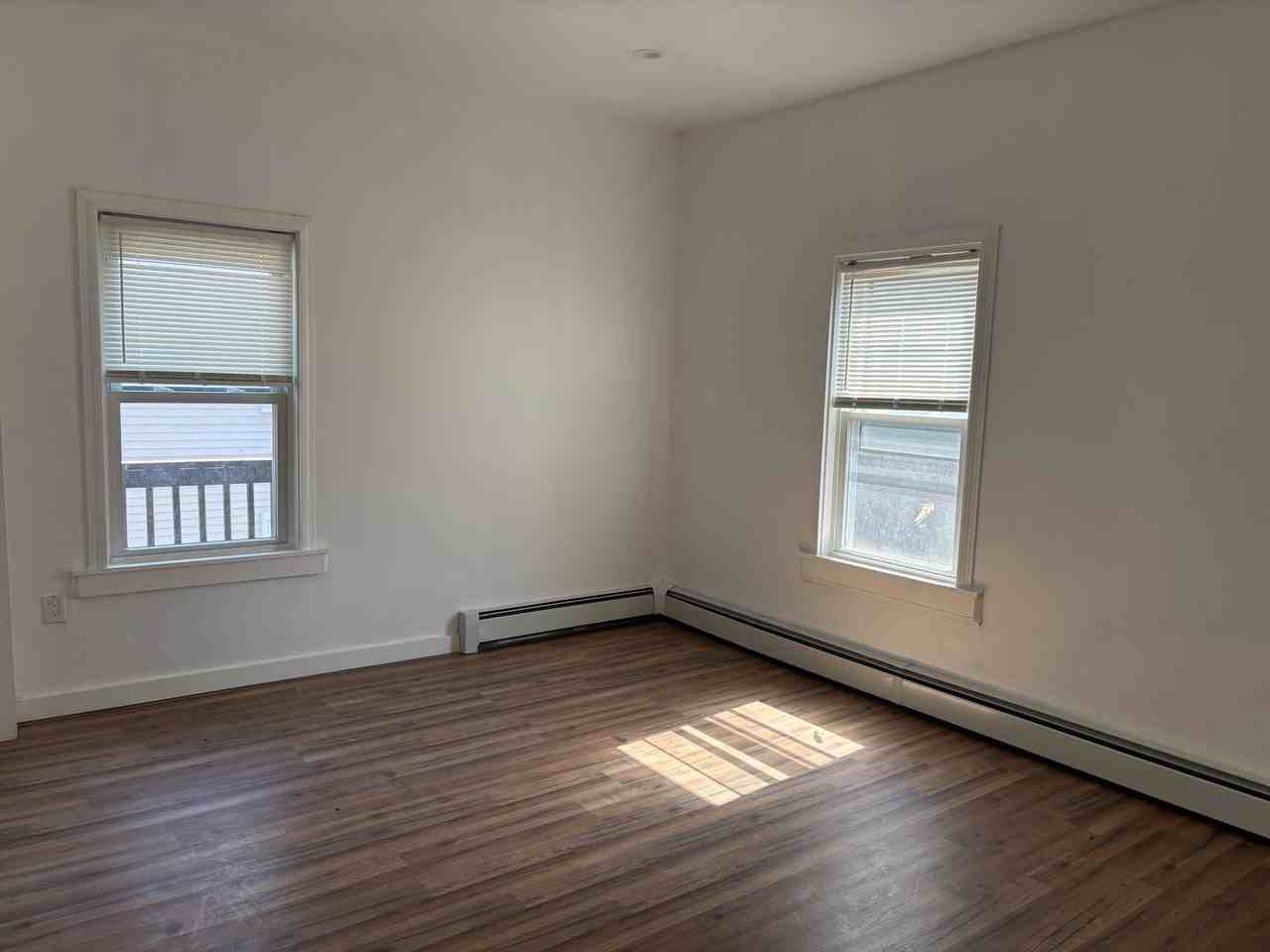 17 Armington St - Photo 5 of 13