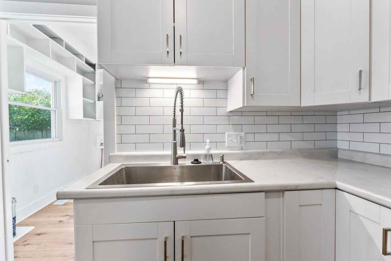 1485 Central Ave - Photo 3 of 21