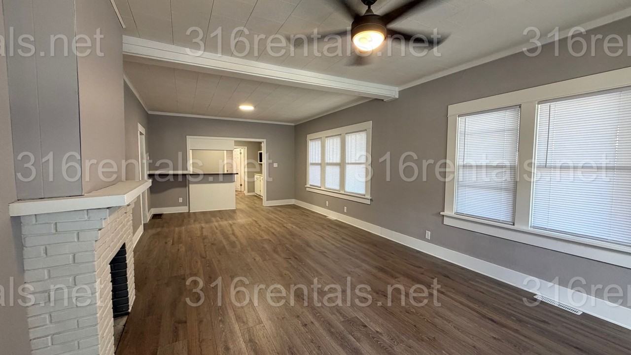 514 W 4th Ave - Photo 2 of 20