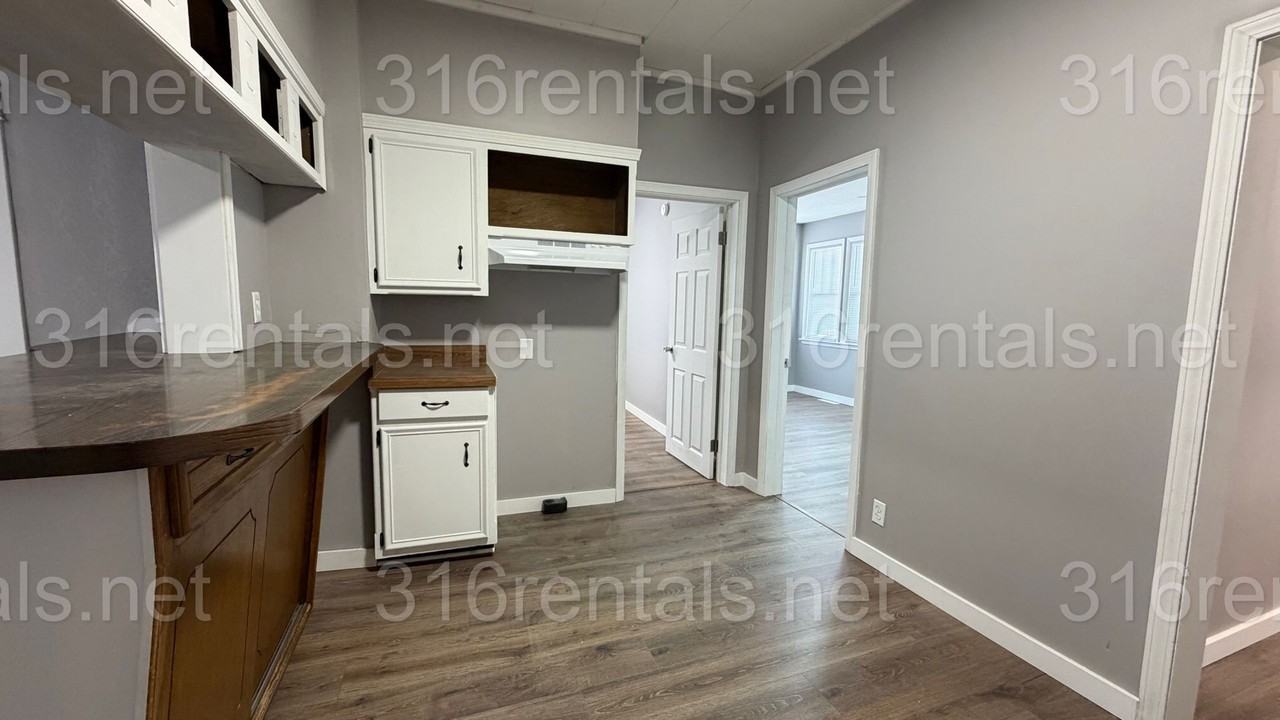 514 W 4th Ave - Photo 4 of 20