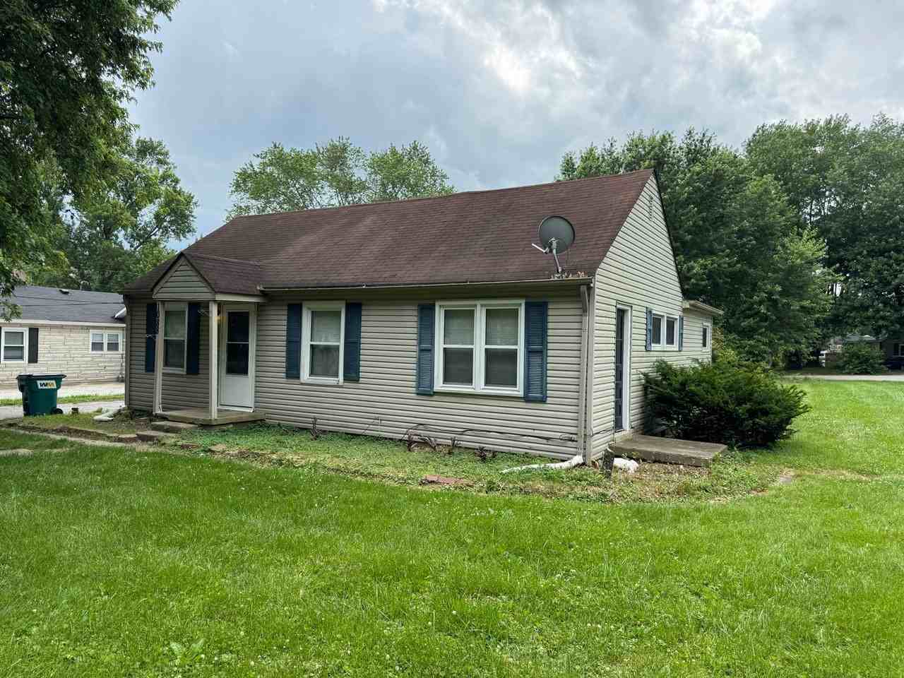 1088 S Morgantown Rd - Photo 3 of 27