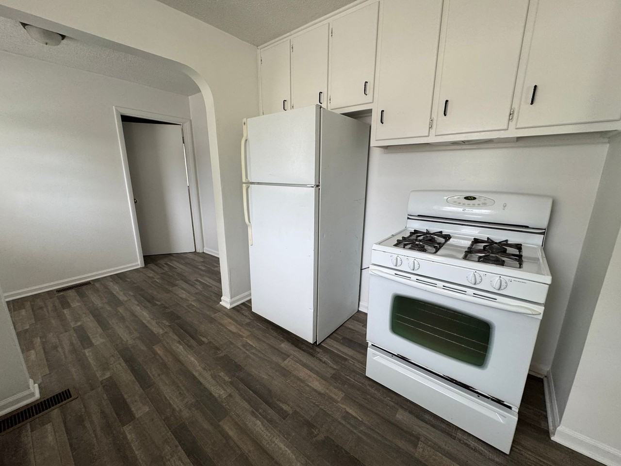 1088 S Morgantown Rd - Photo 7 of 27