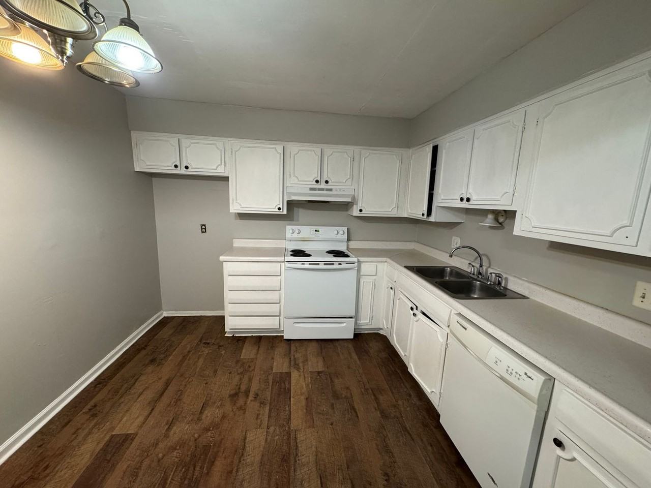 6563 E 46th St - Photo 5 of 22