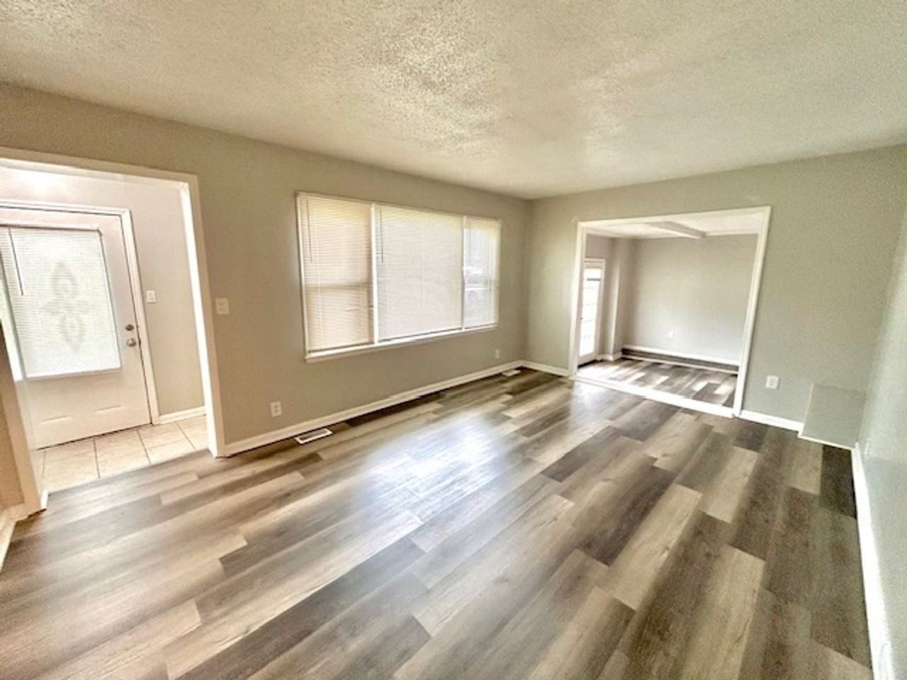 4734 Blue Haven Dr Nw - Photo 3 of 17