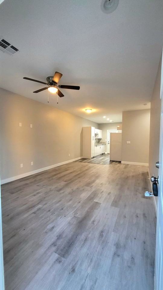 620 E San Lorenzo St - Photo 3 of 20