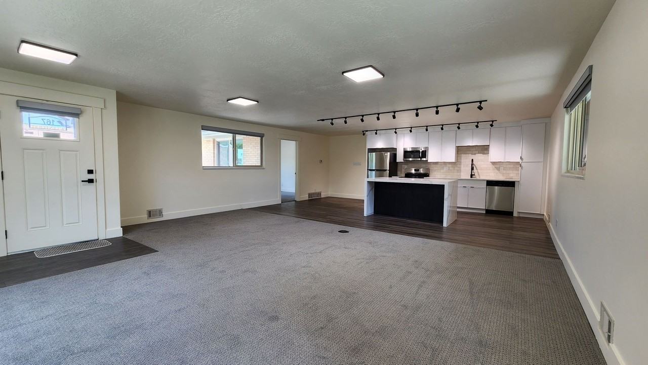 Earnshaw Estates 2 - Photo 7 of 29