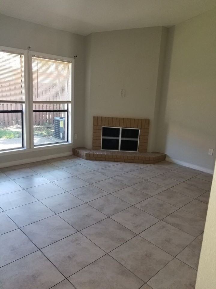 667 Trinidad Ct - Photo 2 of 7