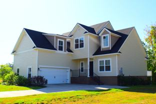 204 Waverly Ln - Photo 1 of 1