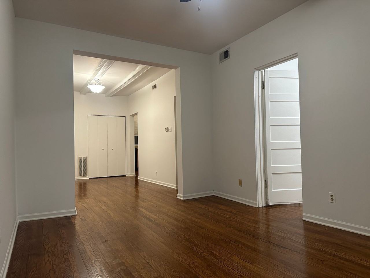 1750 W Belle Plaine Ave - Photo 2 of 31