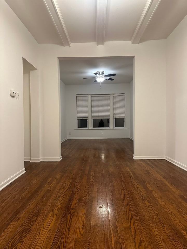 1750 W Belle Plaine Ave - Photo 3 of 31