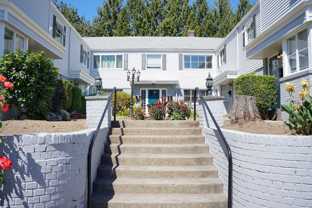 2449 Nw Lovejoy St - Photo 1 of 1