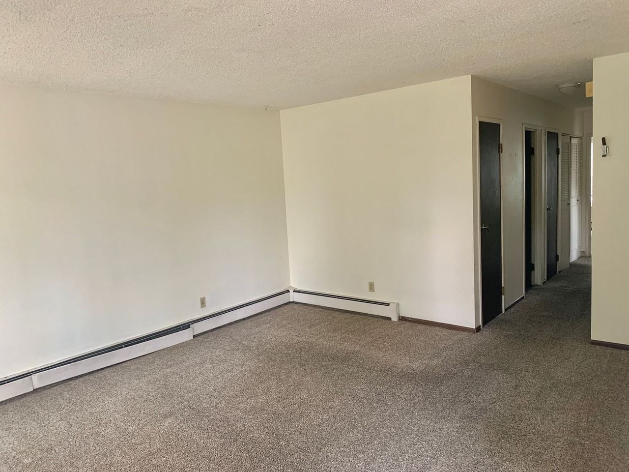 1632 E 17th St - Photo 2 of 13