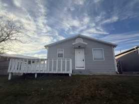 3390 Canyon Dr - Photo 1 of 1
