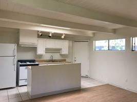 featured image of 836 Douglas Ave