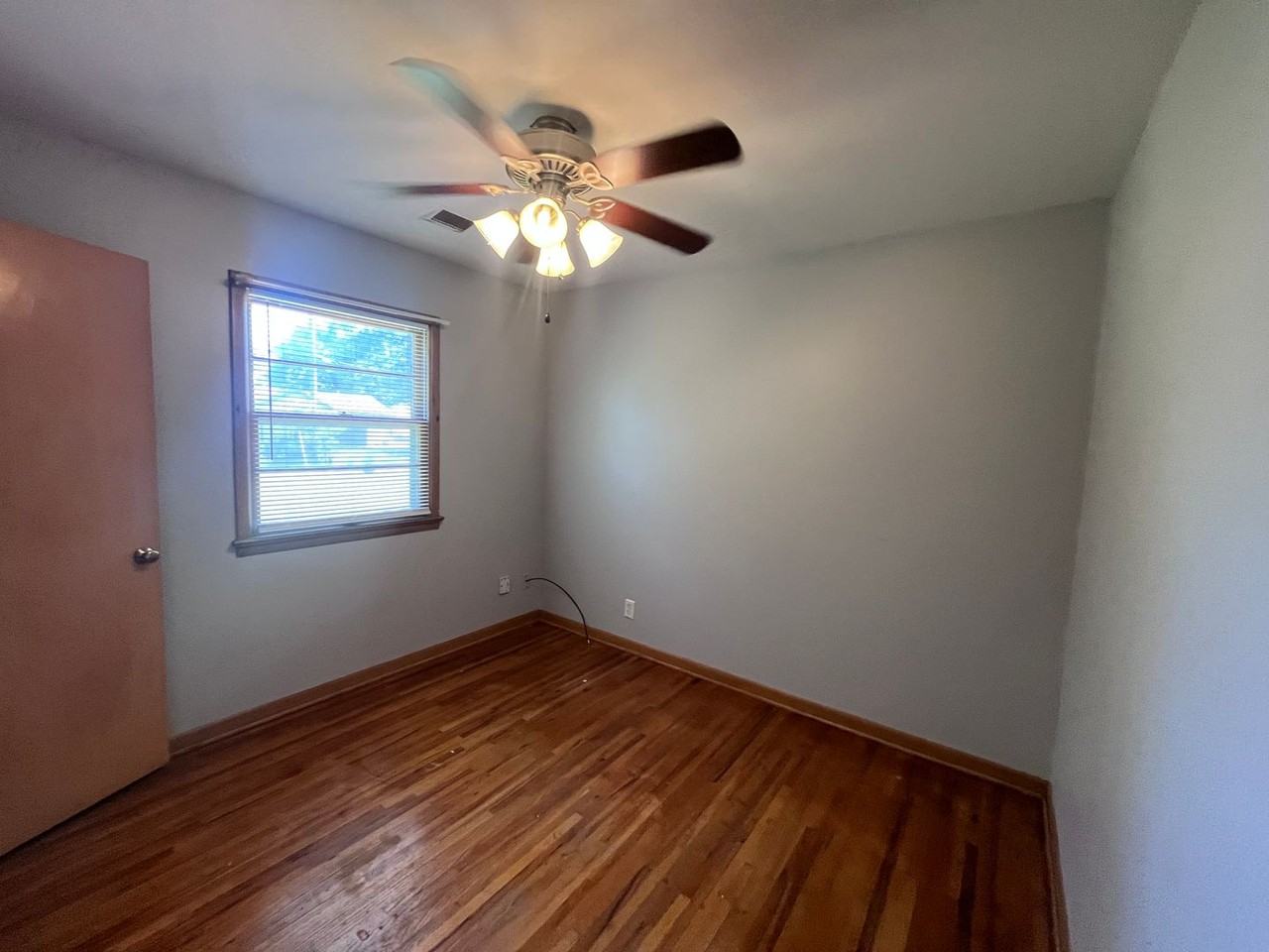 1803 W Dallas St - Photo 7 of 13