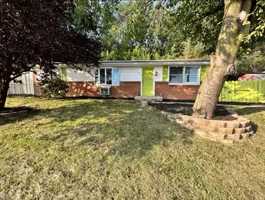 featured image of 15 W Newport Rd