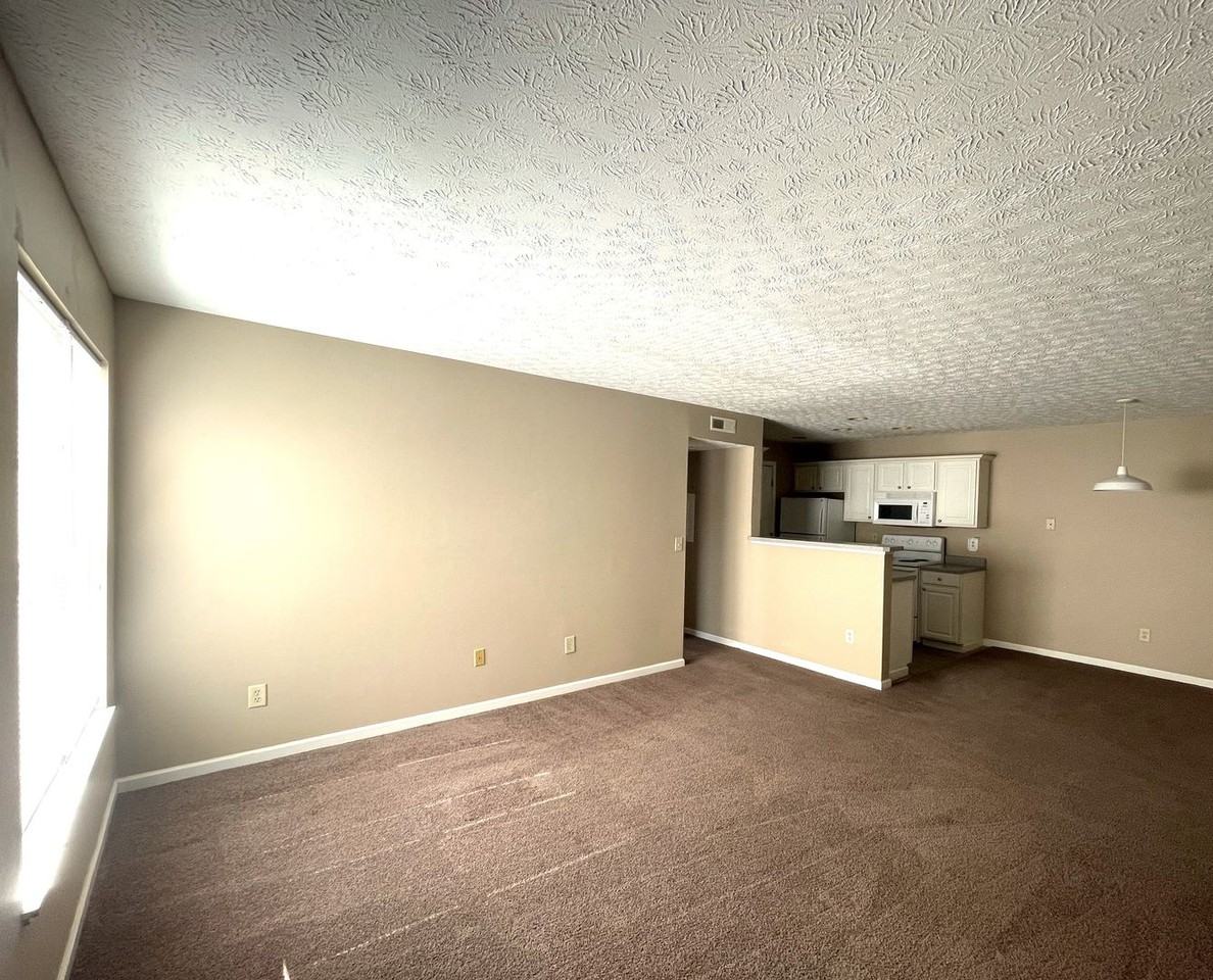 5448 Cypress Chase - Photo 3 of 12