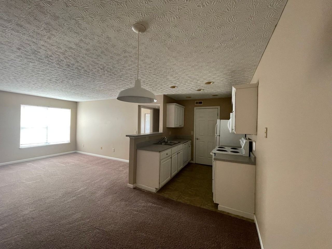 5448 Cypress Chase - Photo 5 of 12