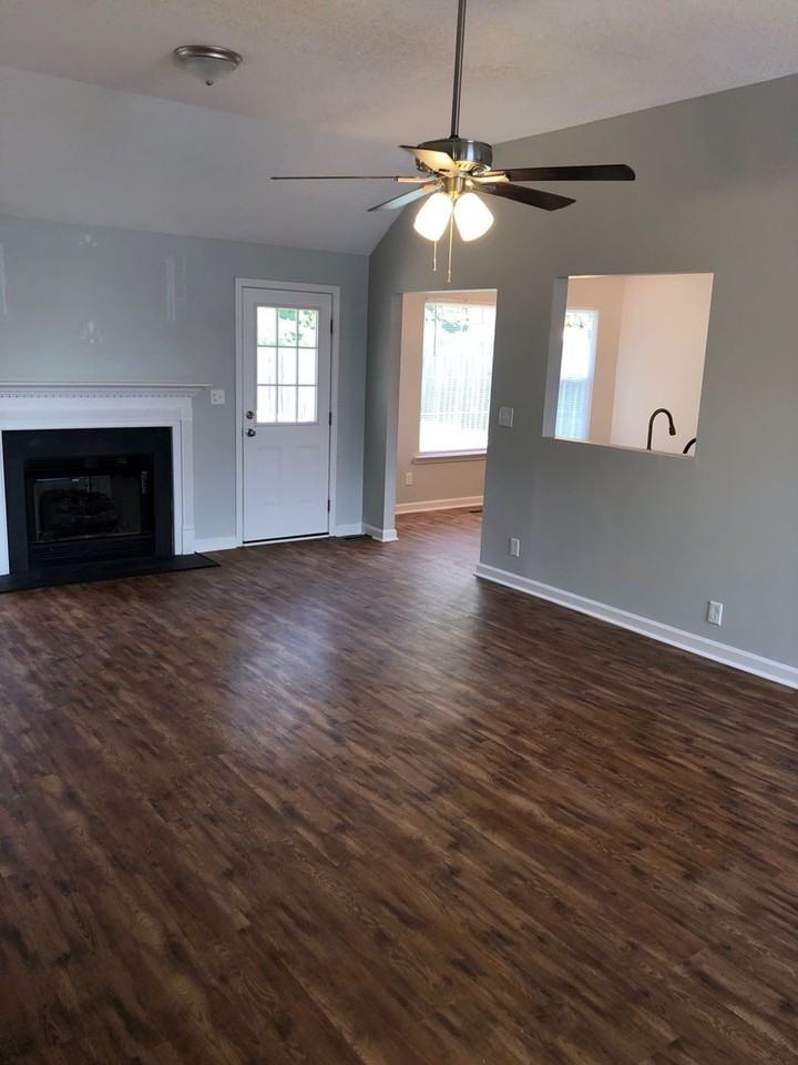 2613 Cliffside Dr - Photo 2 of 15
