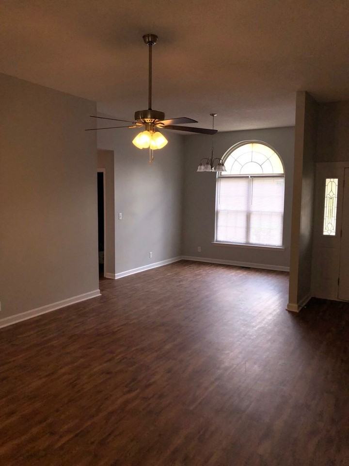 2613 Cliffside Dr - Photo 3 of 15
