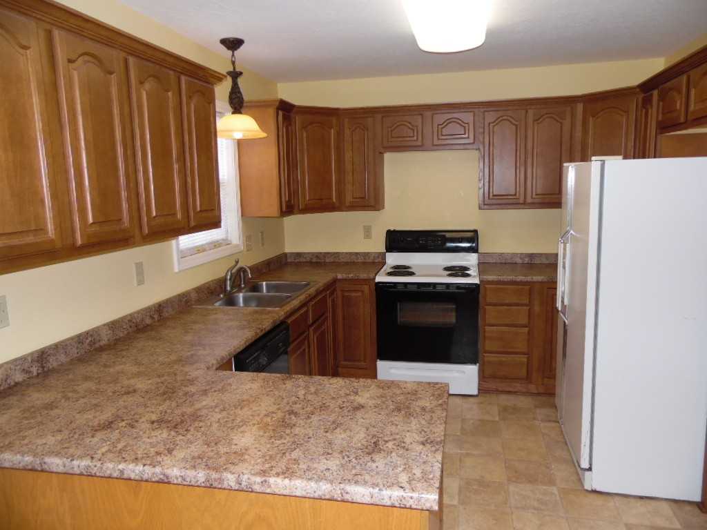 510 Fonville St - Photo 4 of 13