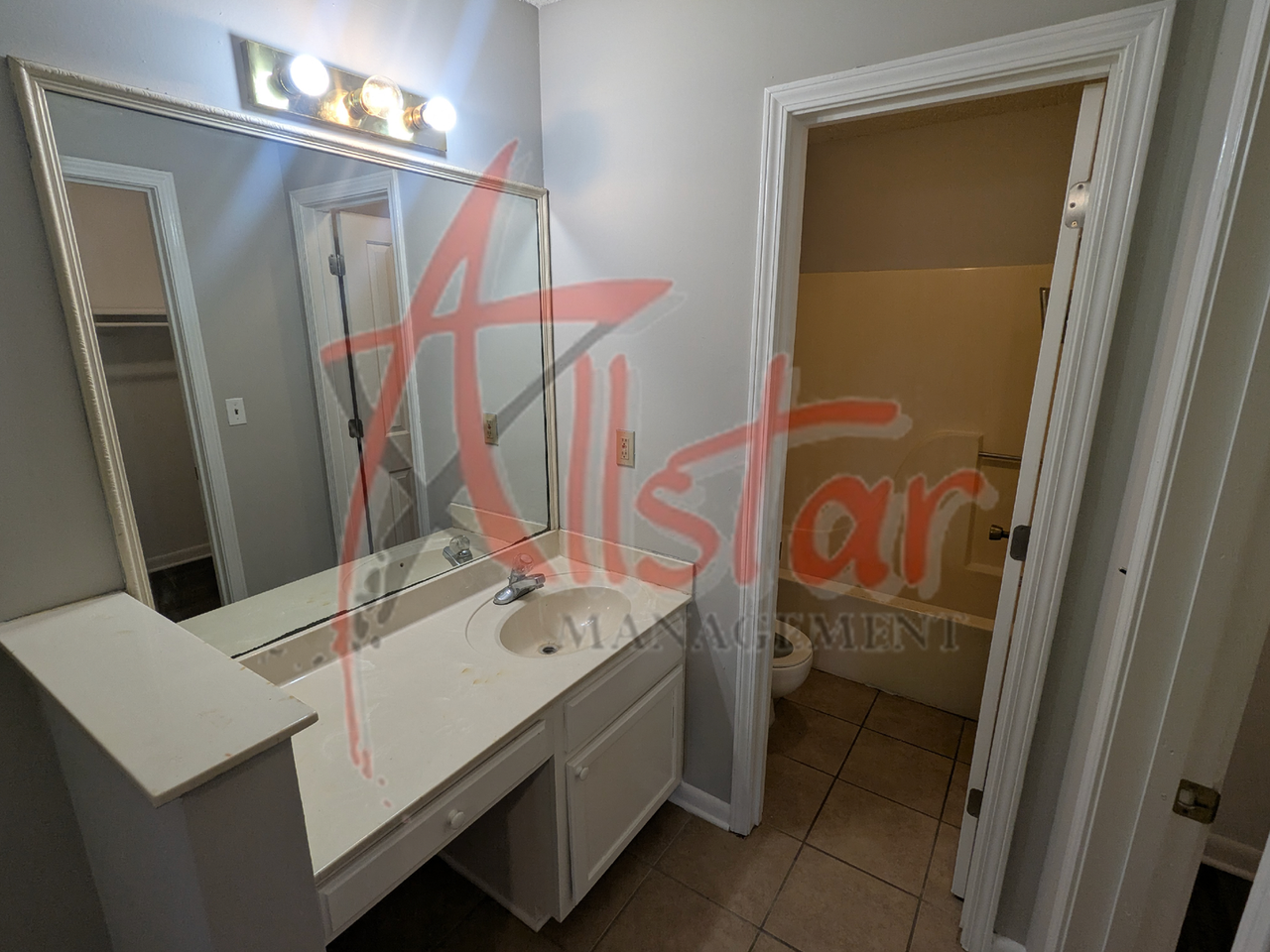 179 Dovercourt Road #4 - Photo 3 of 10
