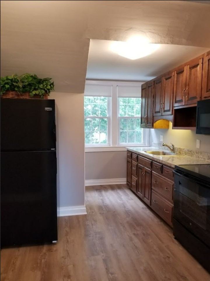 25214 Gratiot Ave #141