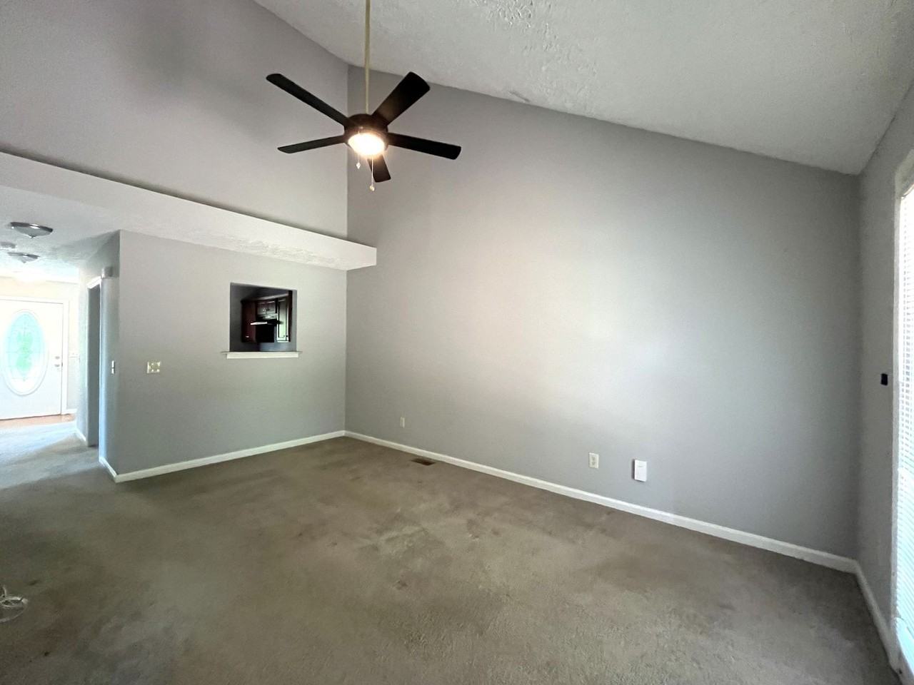 1035 Baxter Ave #3 - Photo 3 of 40