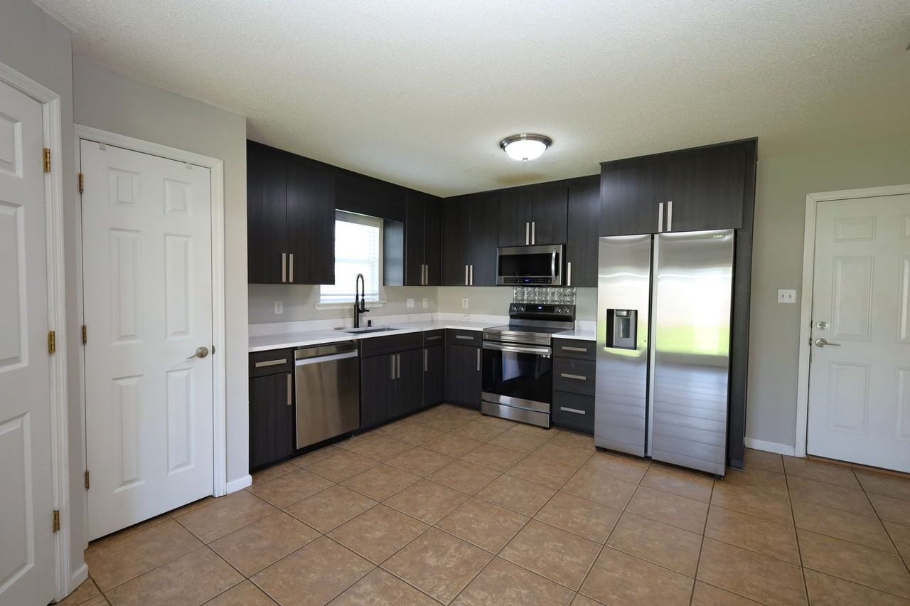 130 Grove St #A203 - Photo 2 of 5