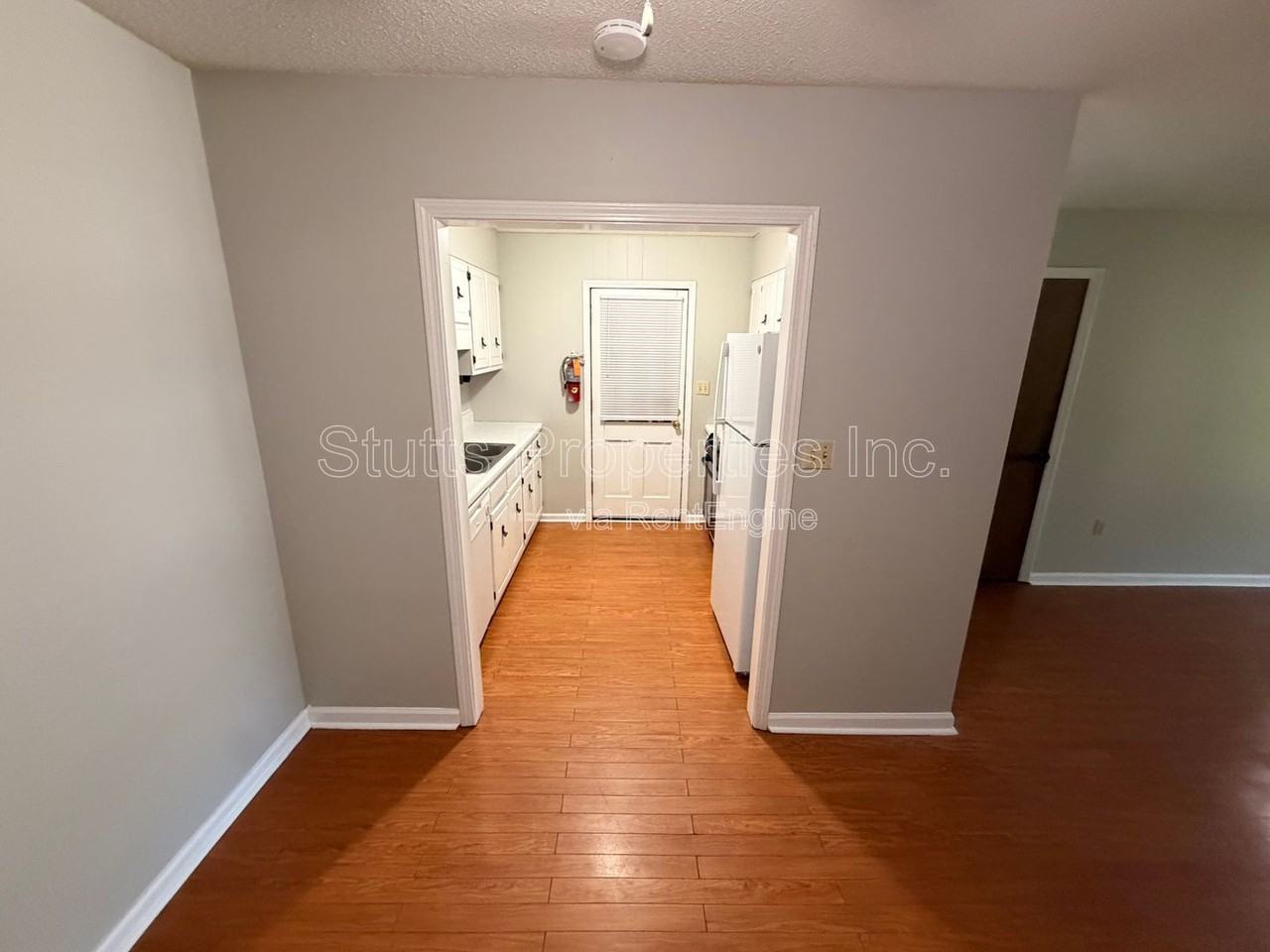 1825 Darby Dr #F9 - Photo 7 of 7