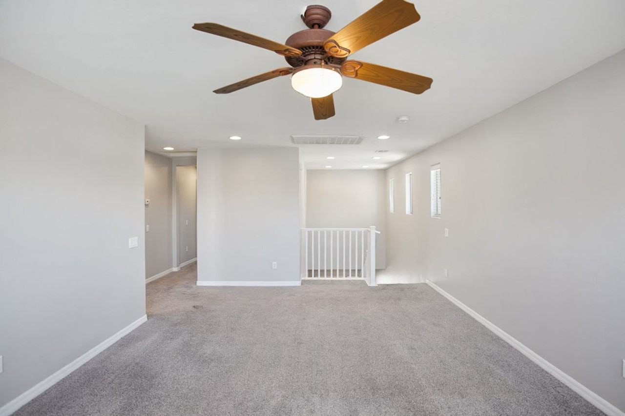 4195 Benton St - Photo 2 of 19